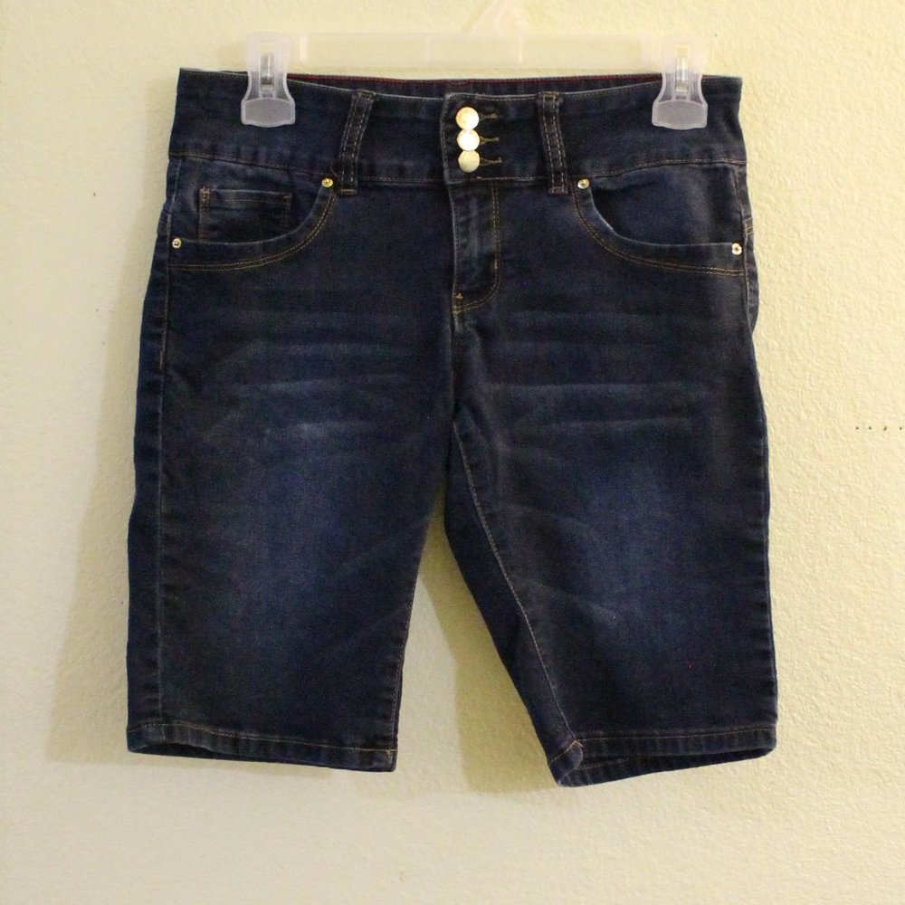 VIP Jean Shorts Size 9/10